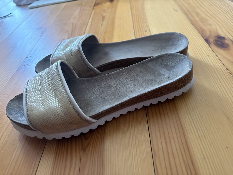 Шльопанці коркові zara