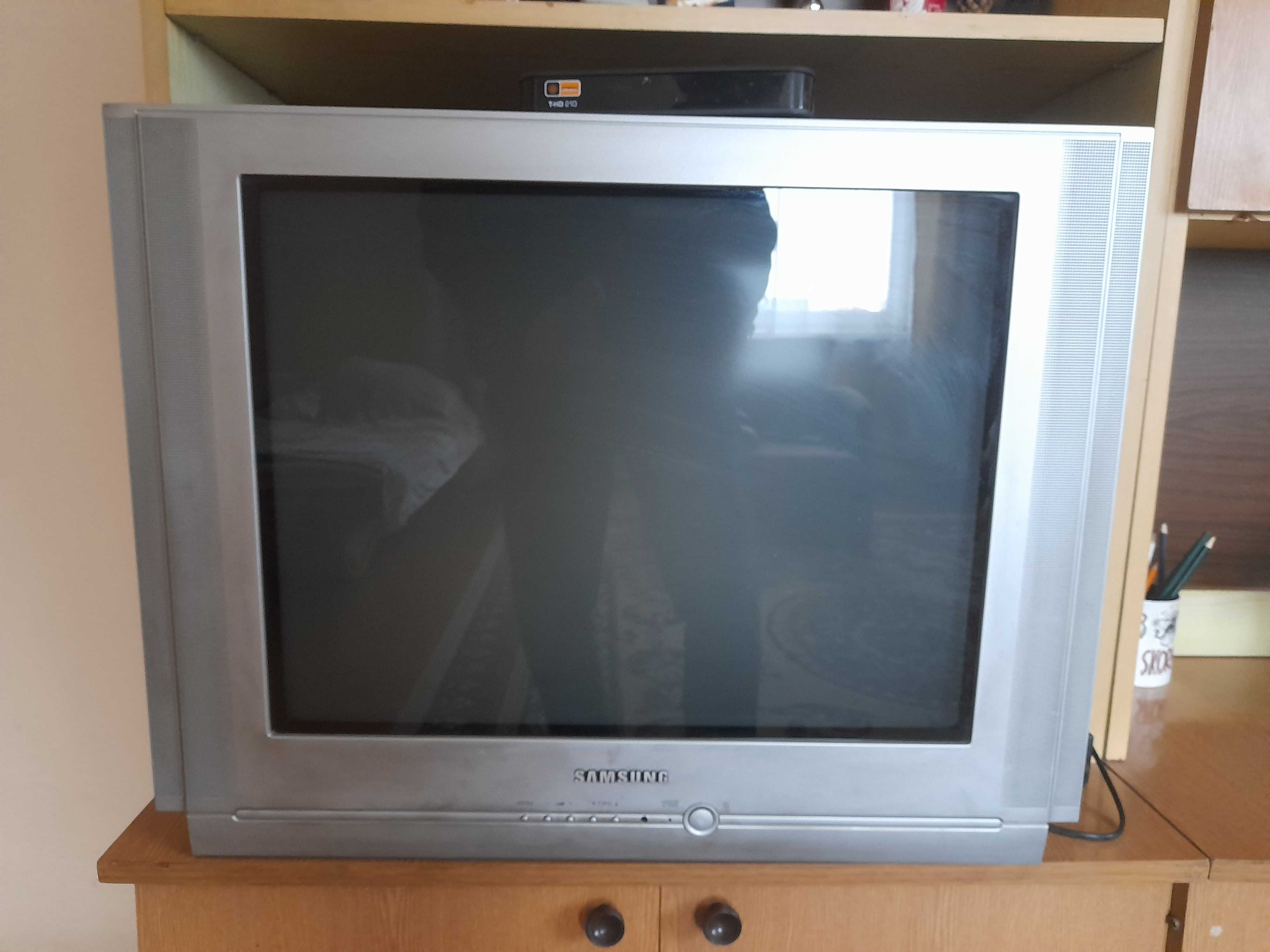 Tv samsung 24 cale