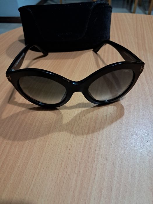 Óculos Tom Ford com caixa