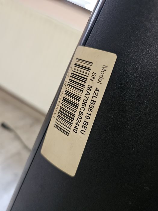 Telewizor LG 42 cale LED uszkodzone podświetlenie.