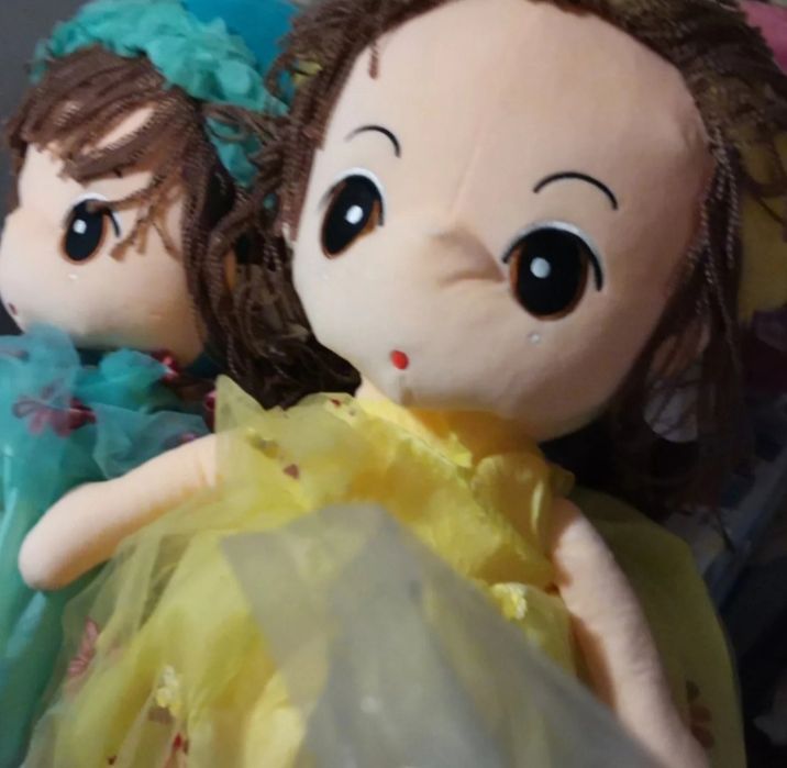 Іграшка,  подушка, плед.