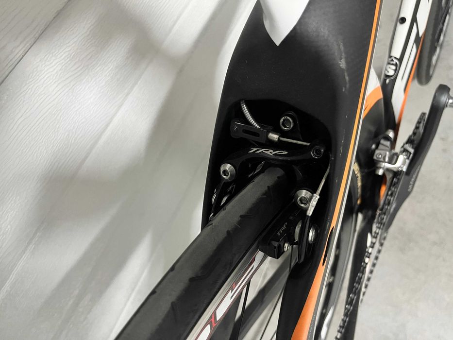 Bicicleta triatlo Fuji D6