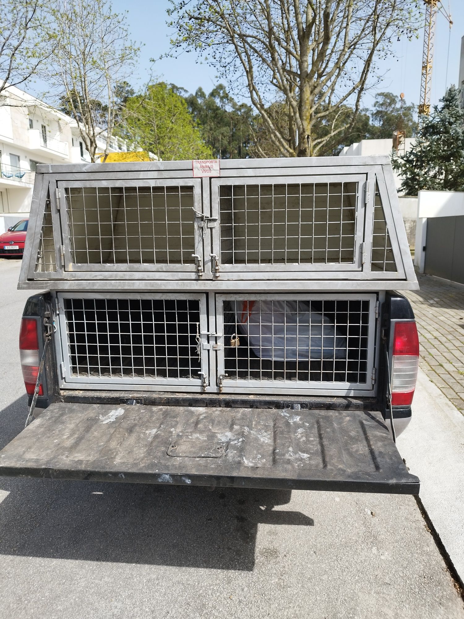 Transportadora de cães de caça