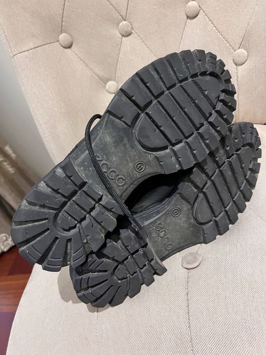 Ecco 41 botki skórzane czarne uzywane wiazane trapery workery
