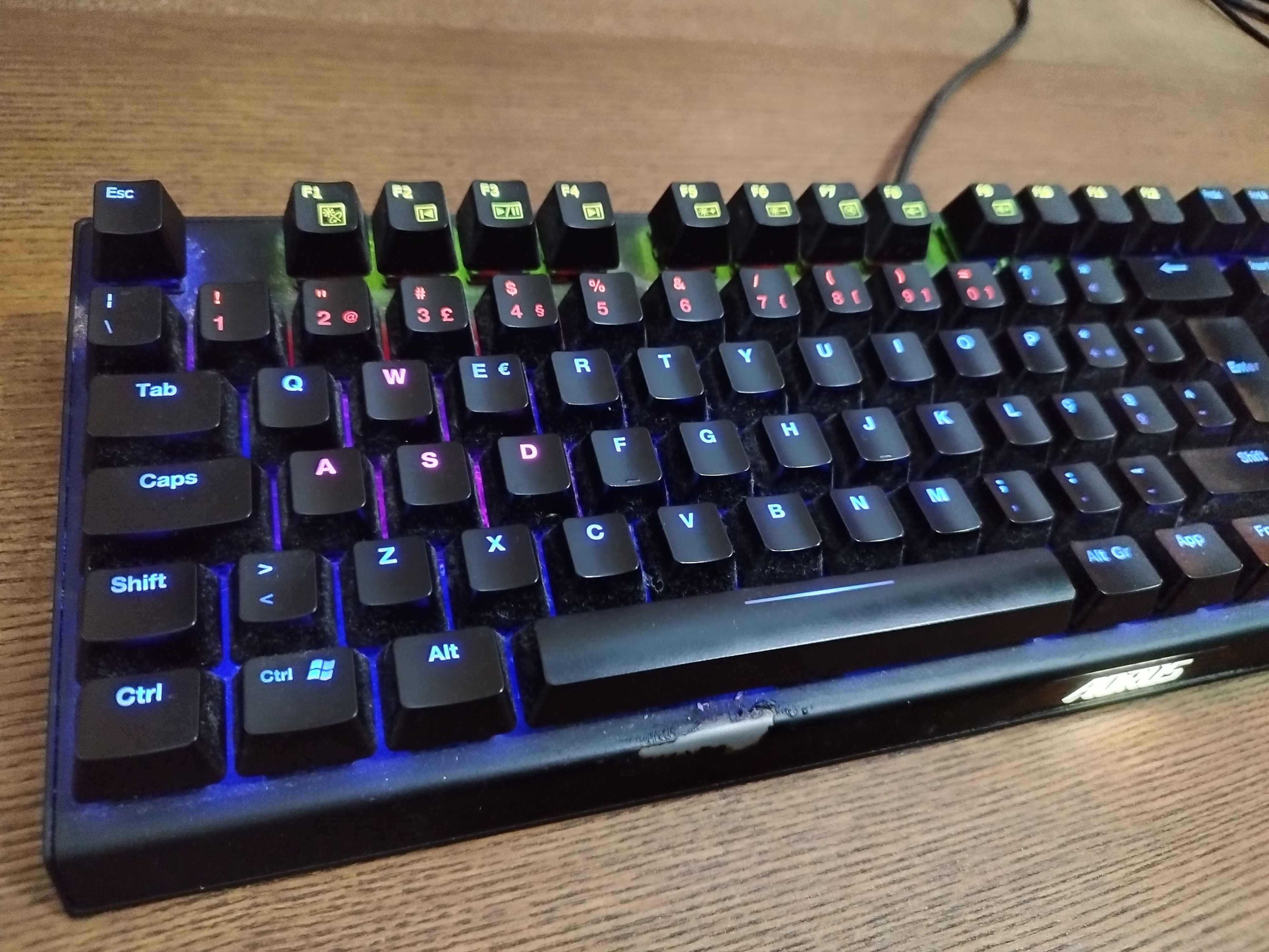 Teclado Gigabyte Aorus K9 Optical