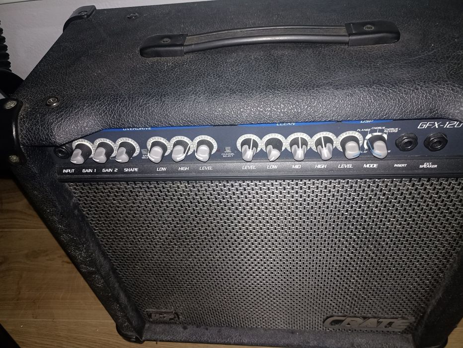 Cubo guitarra (coluna)