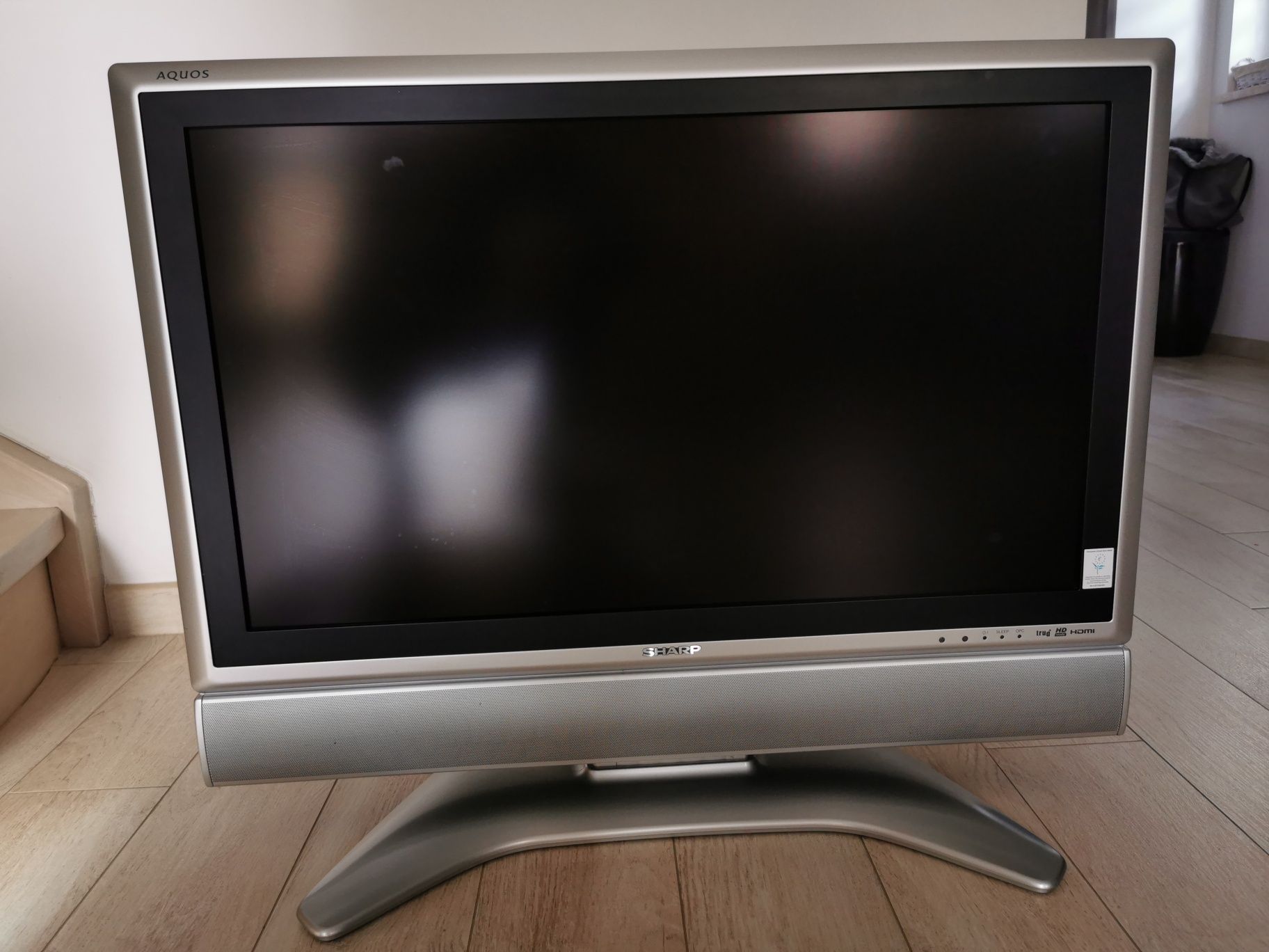 TV LCD Sharp Aquos LC-32GA9E uszkodzony