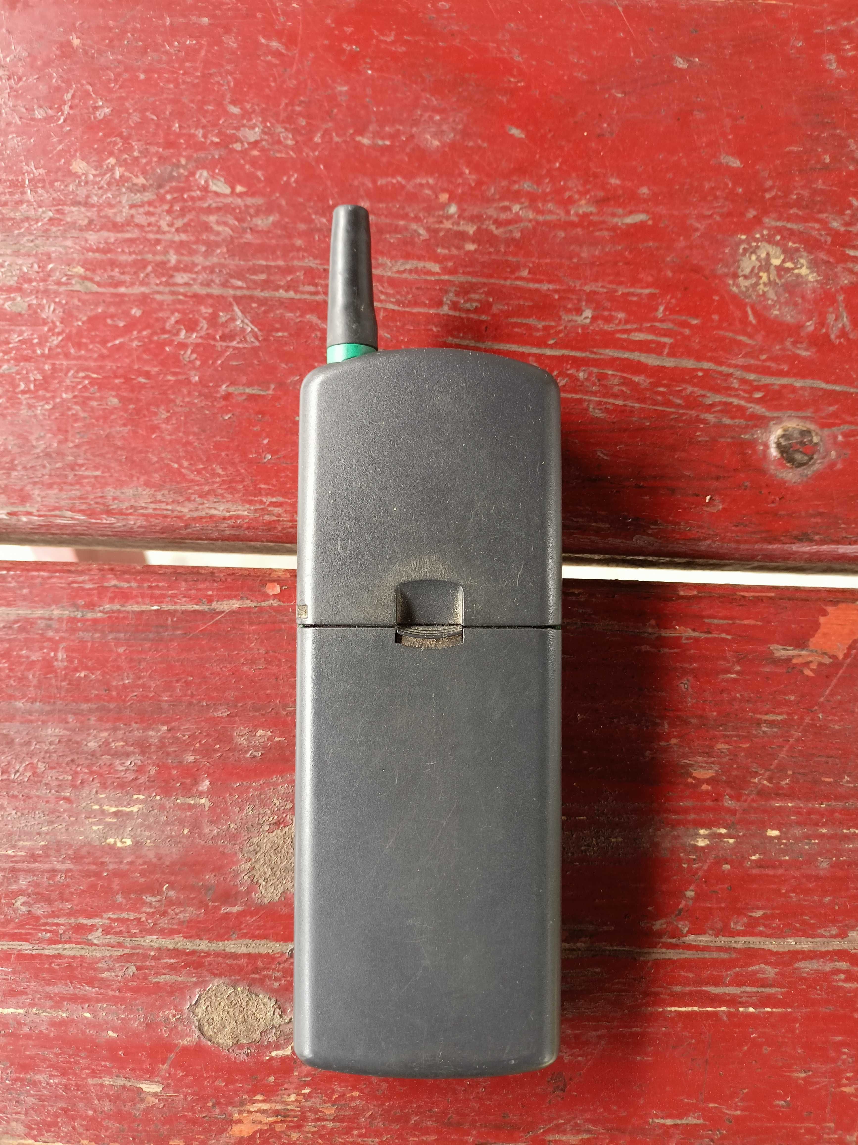 Stary telefon SIEMENS S3