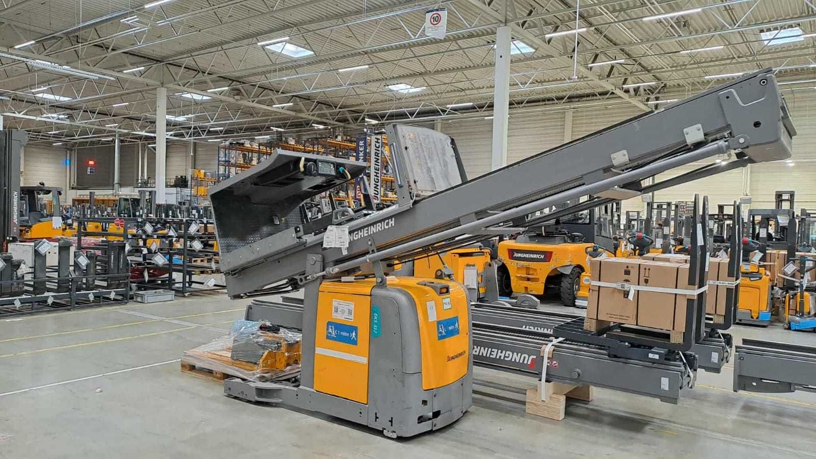 Wózek do kompletacji zamówień 7500mm Jungheinrich EKS 312 ROK 2017