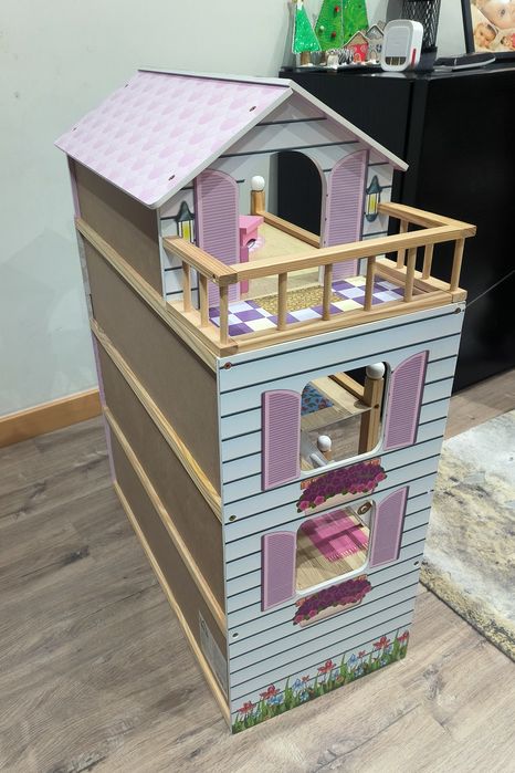 Casa bonecas usada