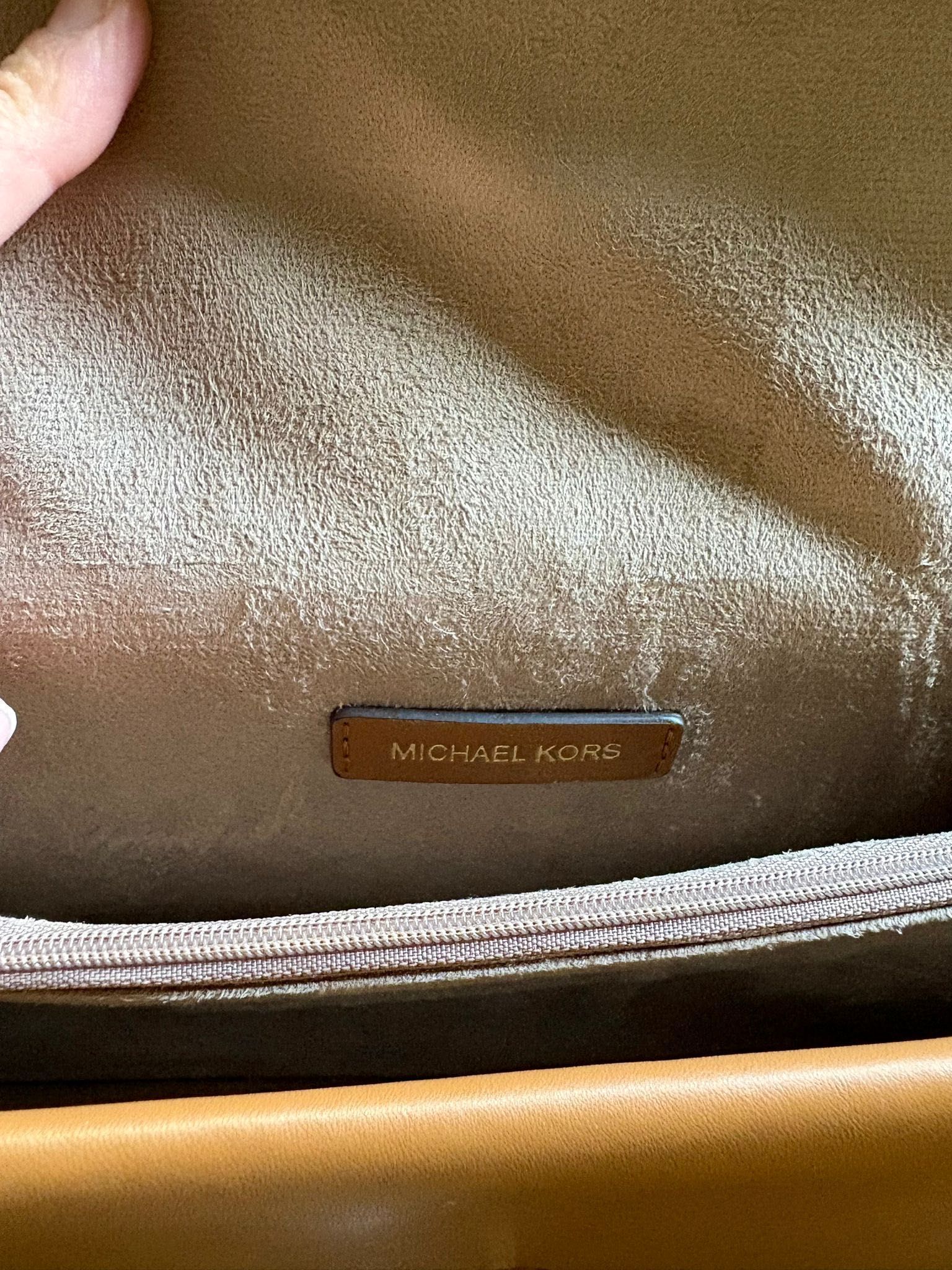 Mala Michael Kors
