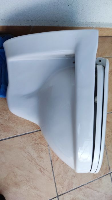 Miska WC podwieszana Cersanit