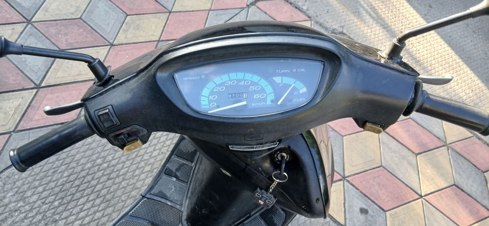 Продам скутер Honda Tact
