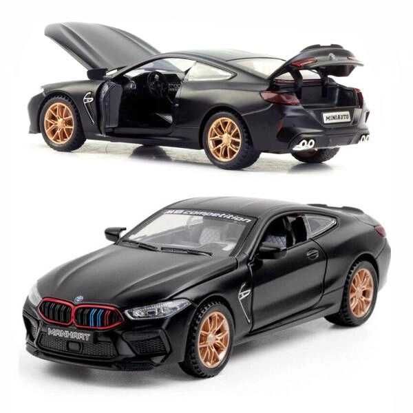 Машинка метал модель BMW M8 Масштаб 1:32 Світло, звук