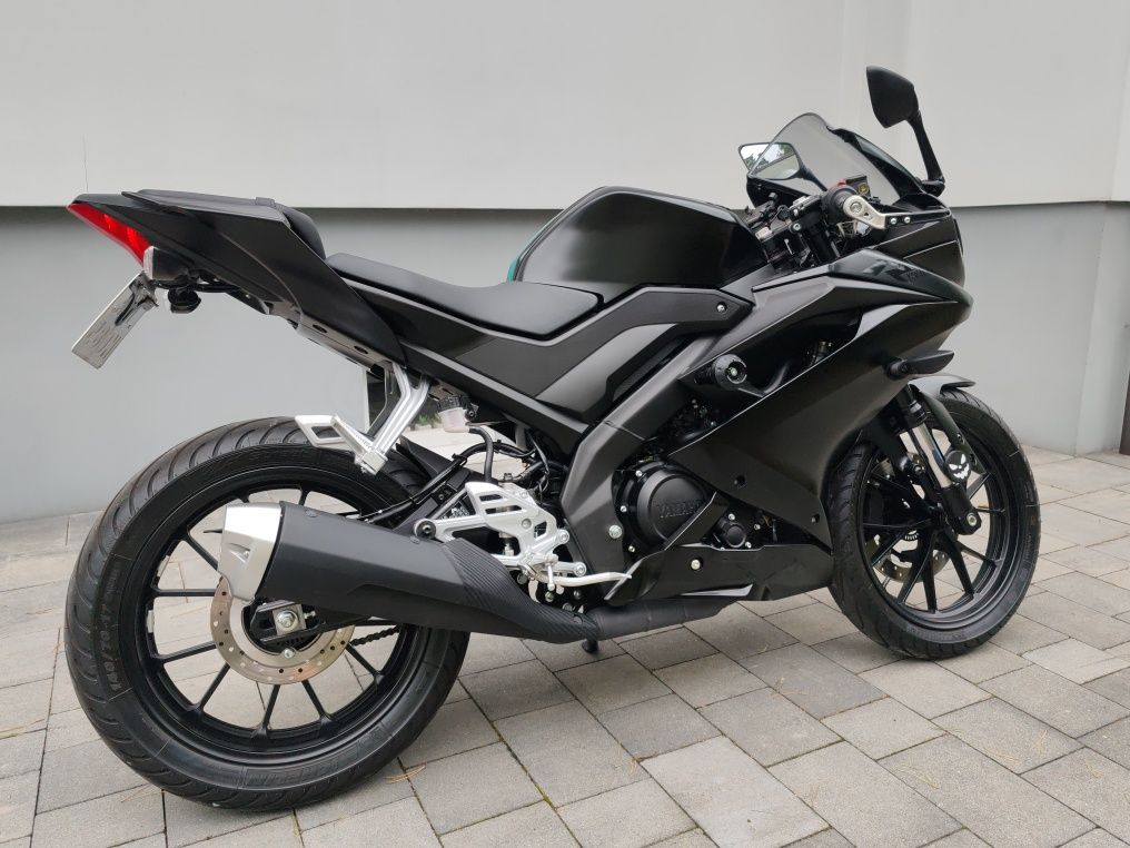 Motocykl Yamaha YZF R125 niski przebieg salon PL r-125 łódzkie