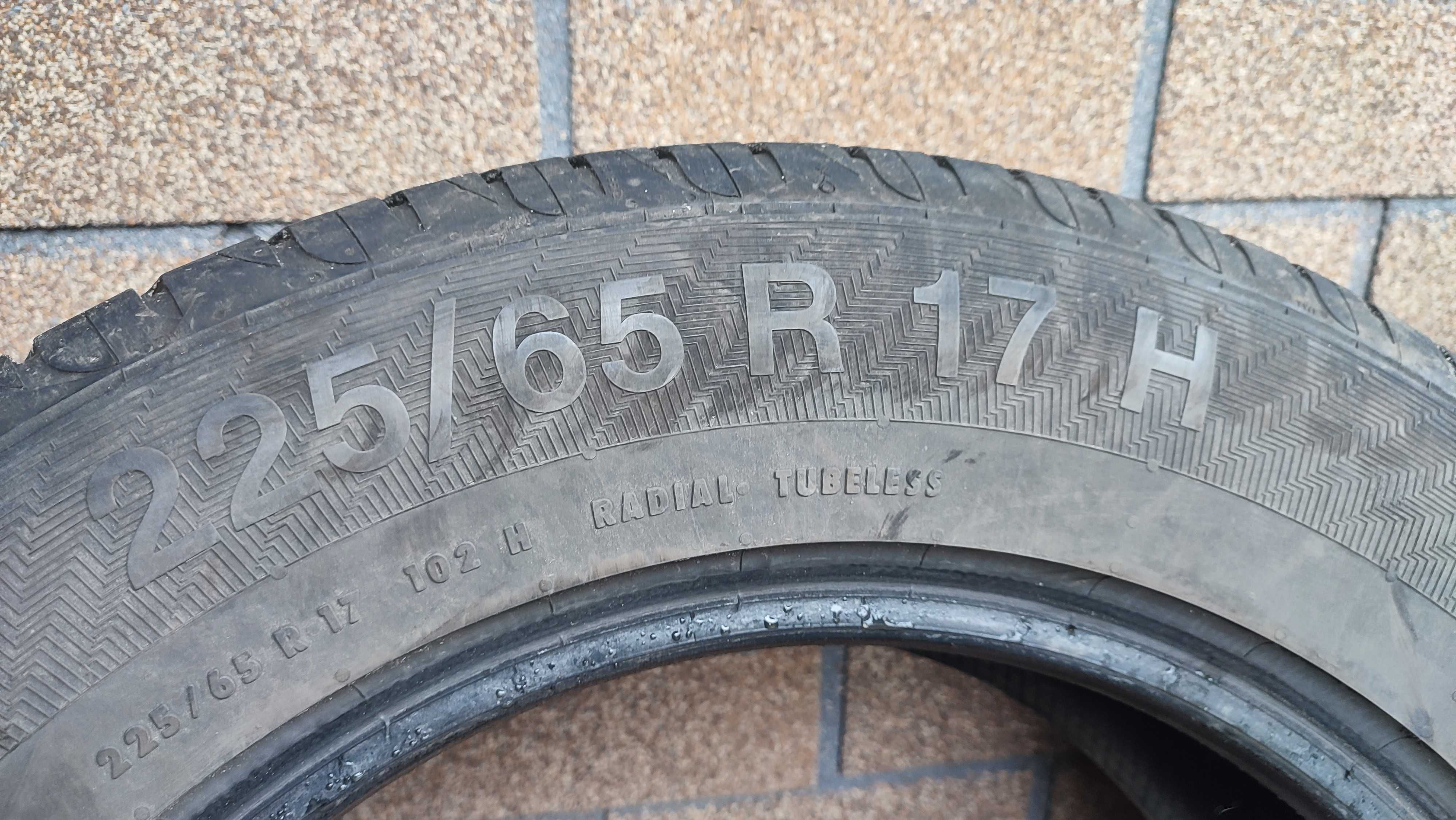 Комплект літньої гуми 225 / 65 R - 17 Gislaved Ultra Speed 2