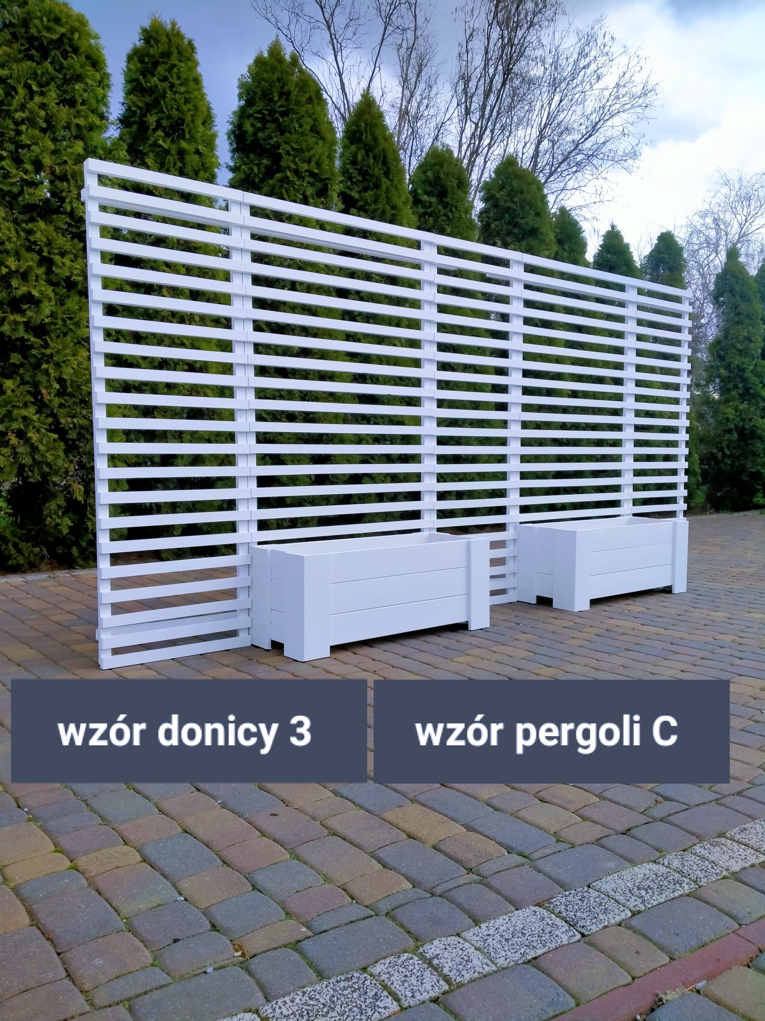 Donica z pergolą płot lamelowy pergola doniczka