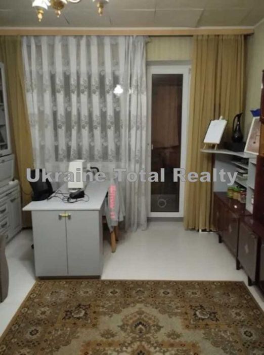 2 кімнатна квартира! Метро Академмістечко 1хв пішки Вул Доброхотова 30