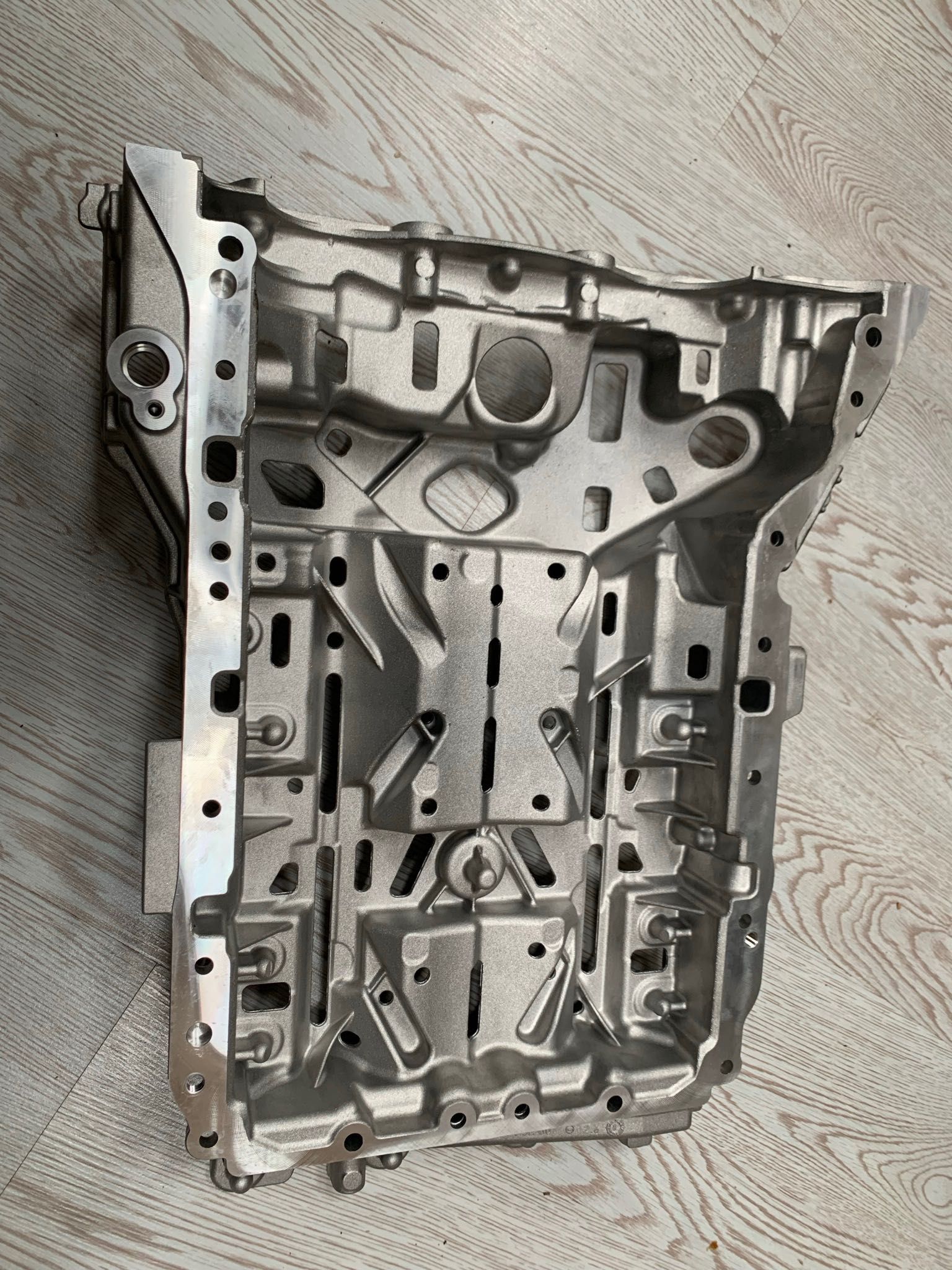 Алюминиевый поддон Мерседес Mercedes A6510140200