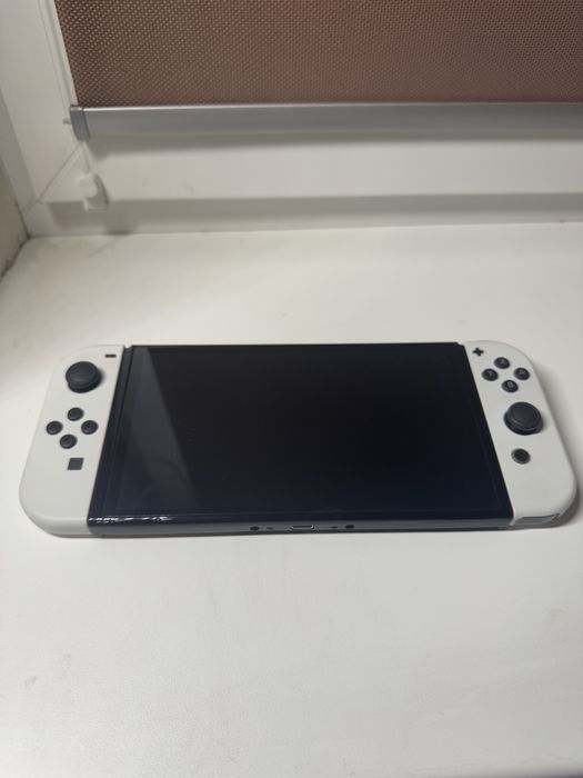 Nintendo Switch Oled 64Gb