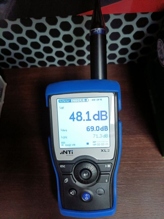 Acoustic Analyser NTI Audio XL2 + mikrofon M4261 stan bdb