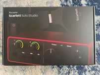 Focusrite Scarlett 2i2 Studio 4th Gen