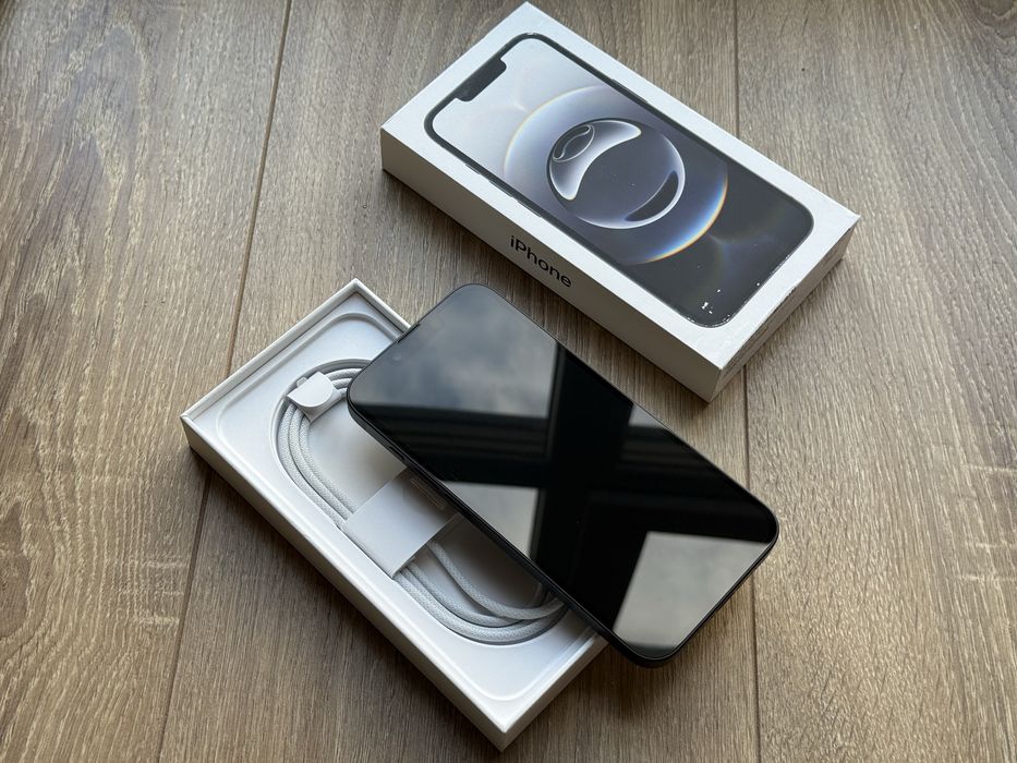 Новий Apple iPhone 16e 128 Black Neverlock