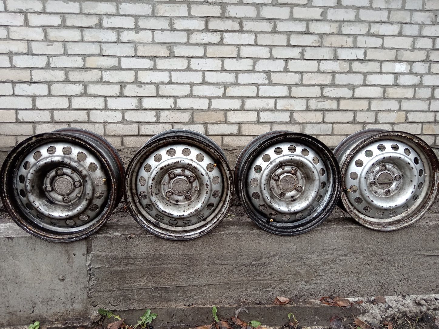 Продам диски R 14 4*100  сенс, ланос