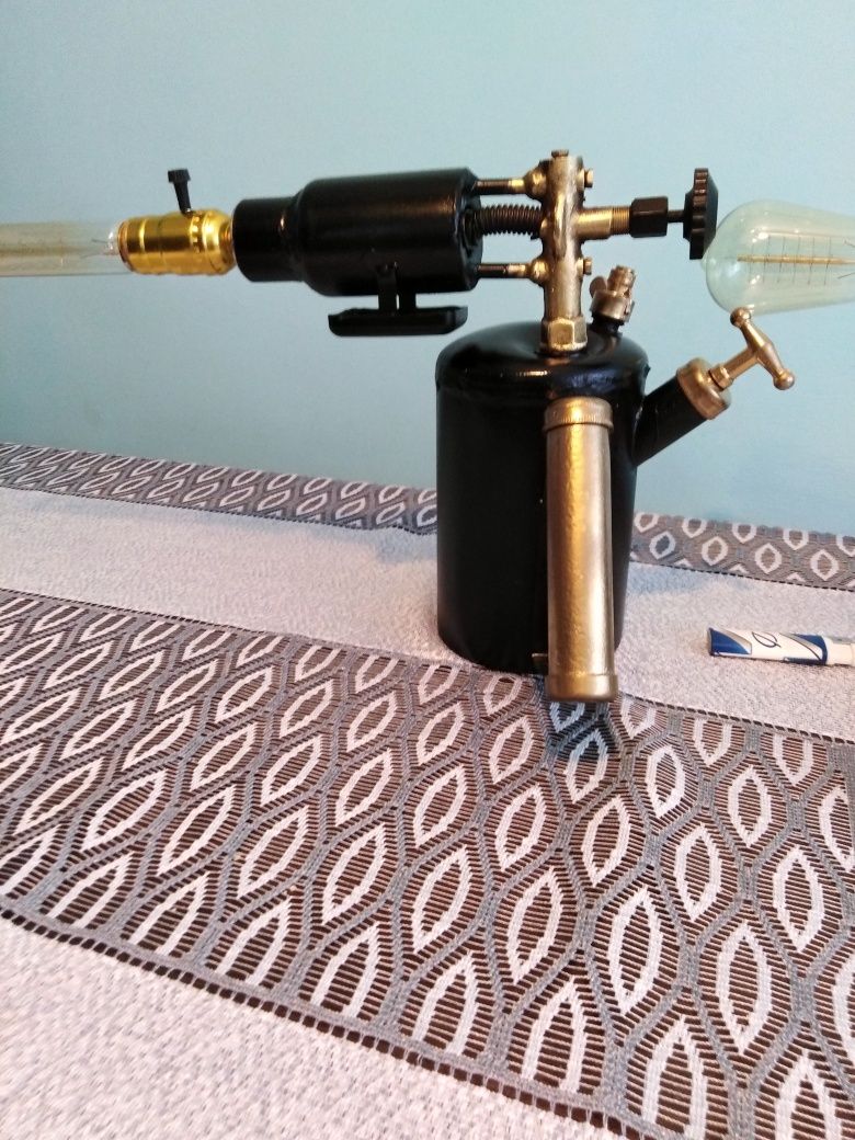 Lampy stojące industrialne loft handmade