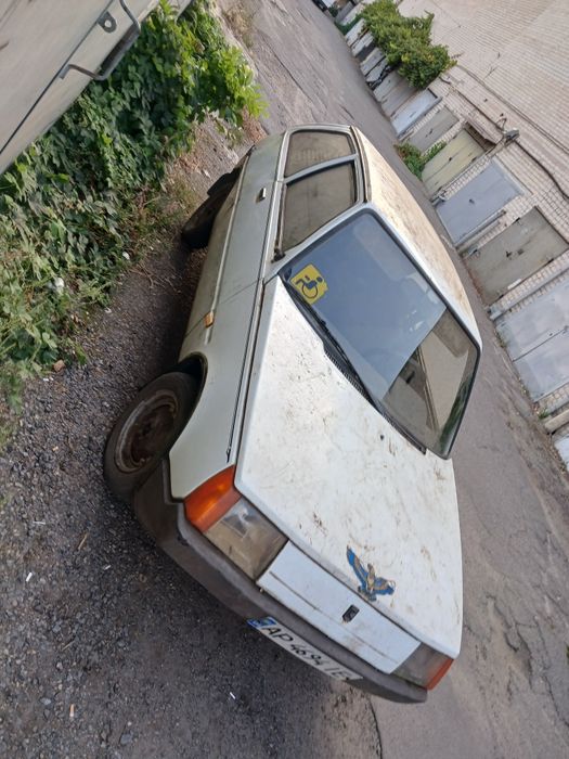 Продам таврию 1102