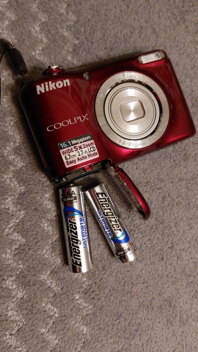 Nikon coolpix L27 aparat fotograficzny + filmy dla każdego, stan bdb