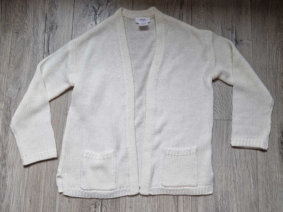 Sweter dziewczęcy Mango rozmiar 122 cm