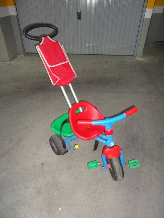 Triciclo criança