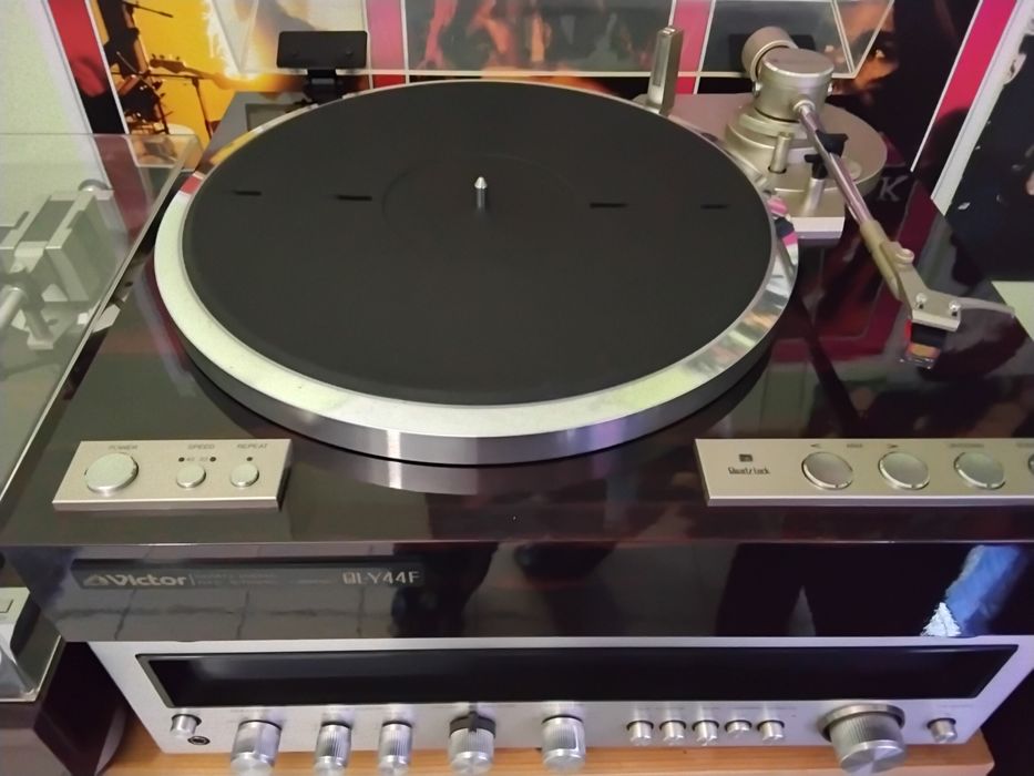 Gira discos Viktor QL-44F