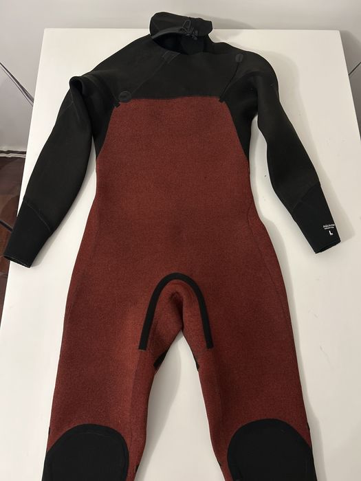 Fato de Surf  900 Neoprene 4/3mm Tamanho L como Novo