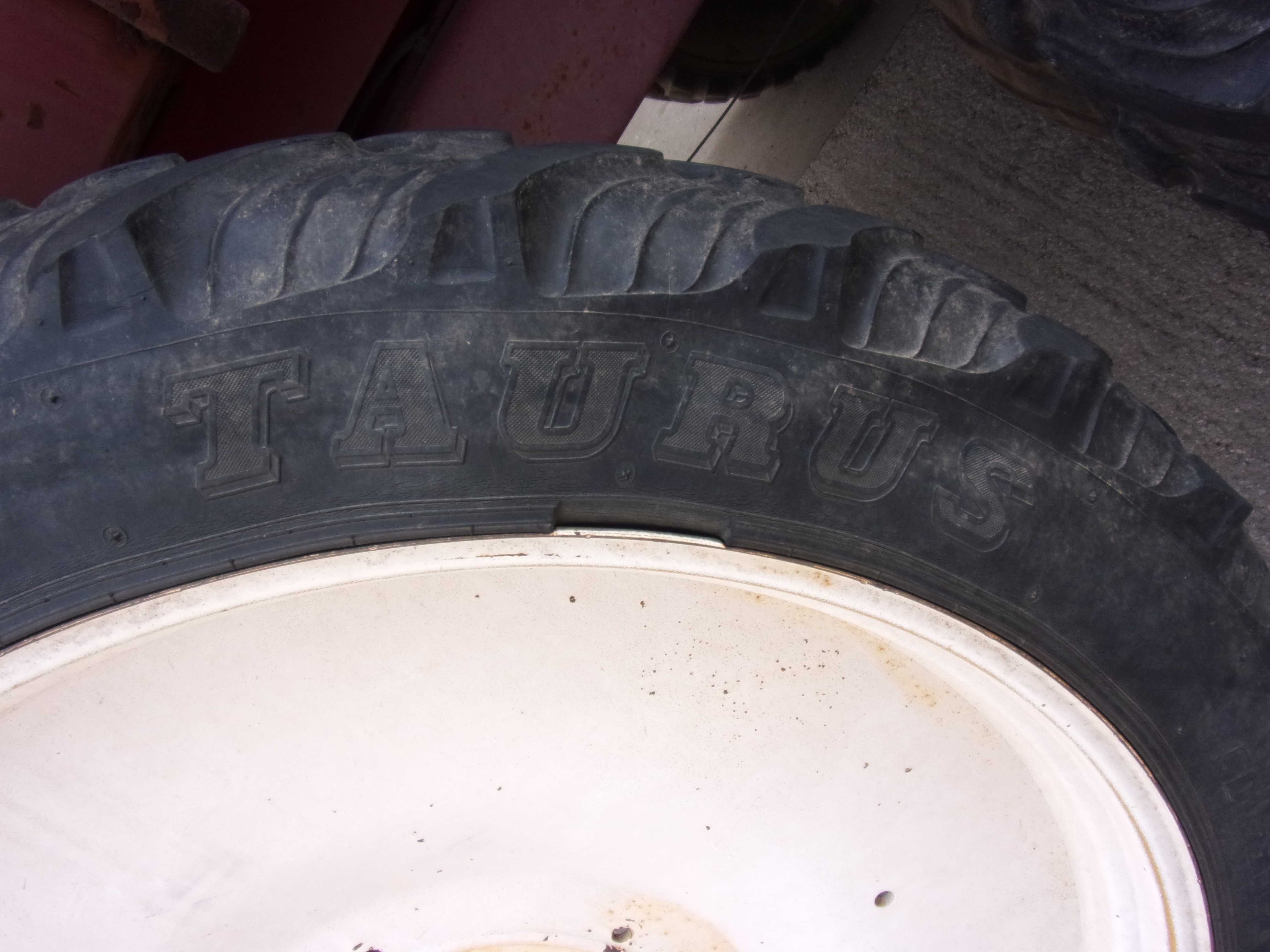 Koła wąskie międzyrzędzi 11,2 x 48 Renault New Holland Case Steyr
