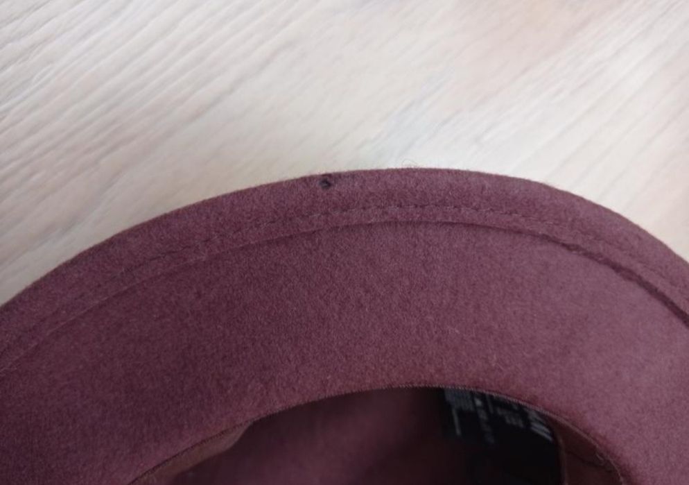 Капелюх від  H&M
