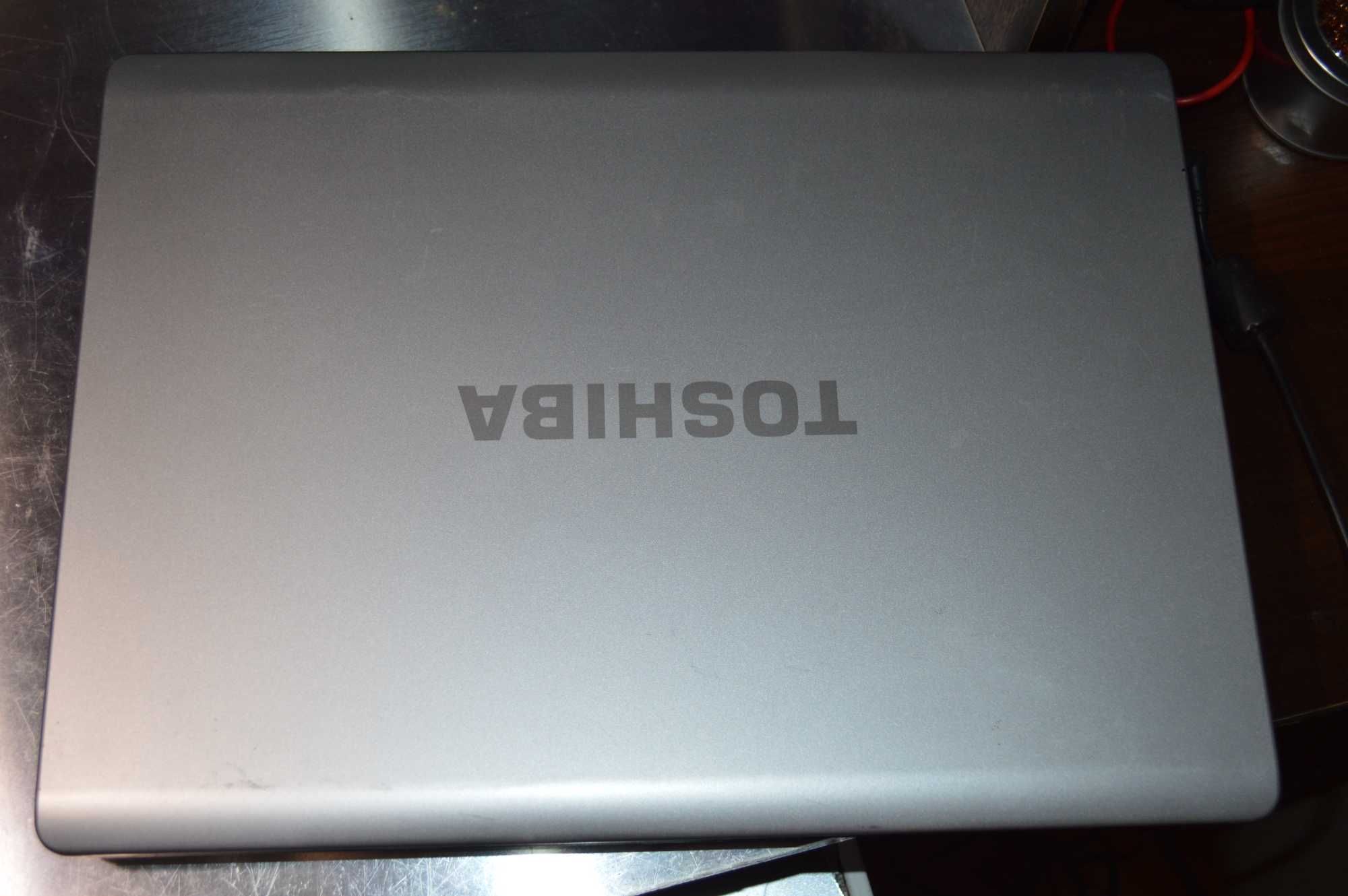 Ноутбук TOSHIBA L300, 2GB DDR2