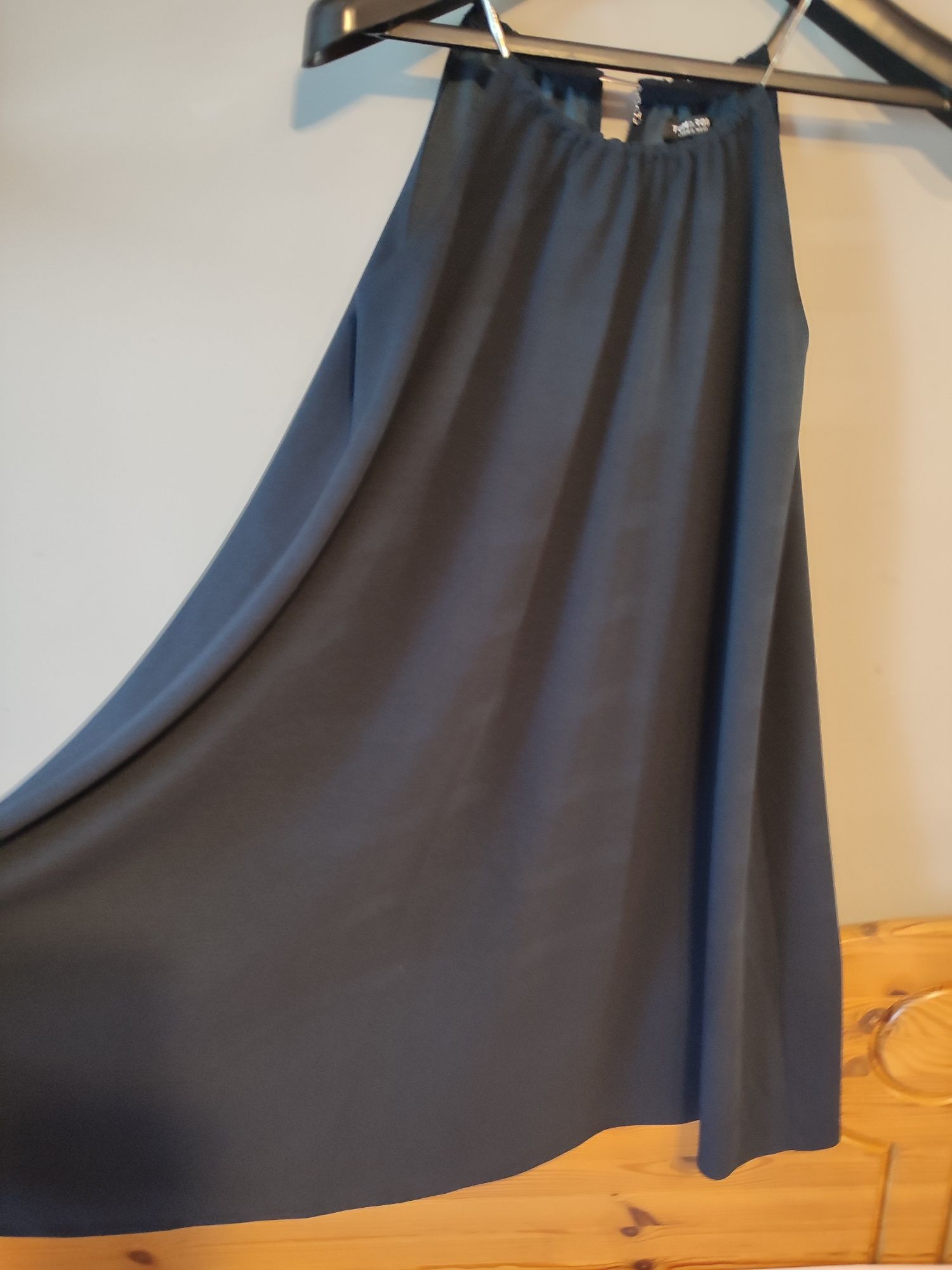 Sukienka rozm. M/L