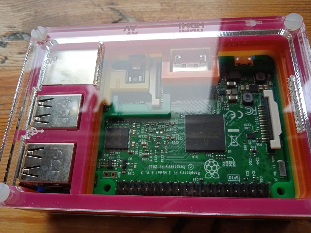 Zestaw Arcade Raspberry Pi + 64GB Pad