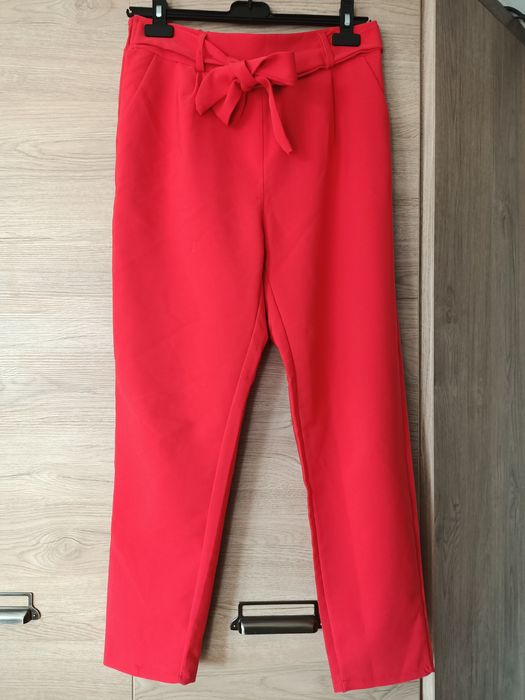 Spodnie damskie czerwone