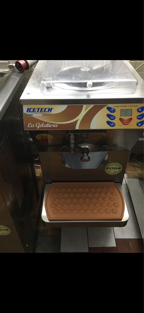Батч - Фризер для мороженого Gelato ICETECH La Gelatiera 5 40кг/час