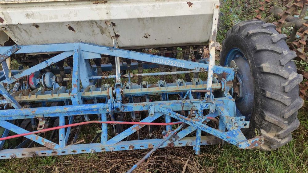 Сівалка зернова СЗ-5,4  2009 Червона зірка + транспортний пристрій