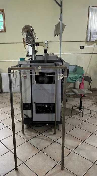 Máquina de Fechar Biqueiras Meia de Senhora