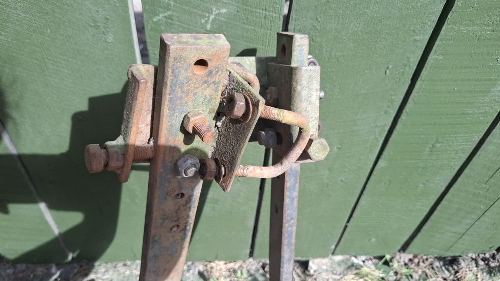 Стійка культиватора + лапа + кріплення (2 комплекти)