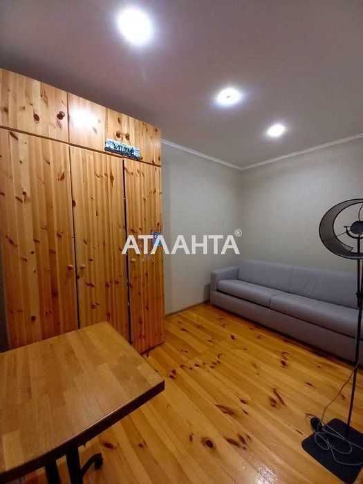 Будинок   з ремонтом та меблями, заходь та живи!