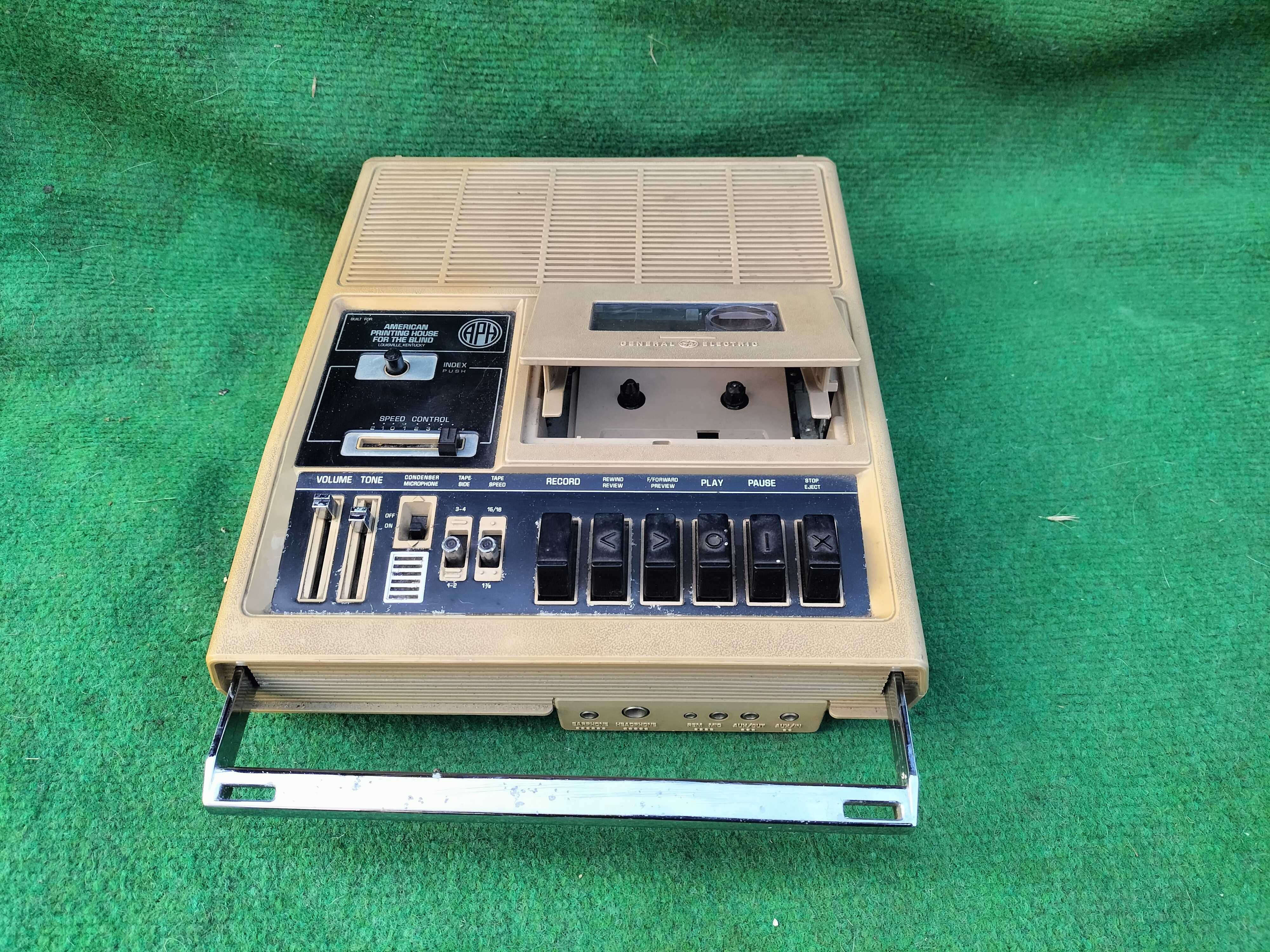 Magnetofon kasetowy General Electric 3-5194A unikat