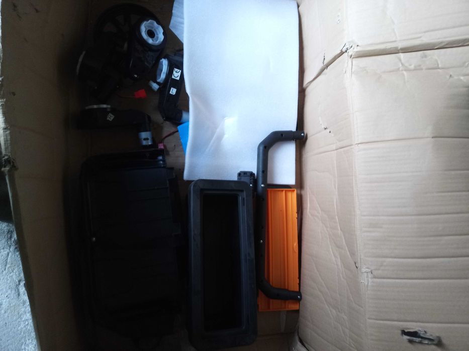 Auto na akumulator jeep