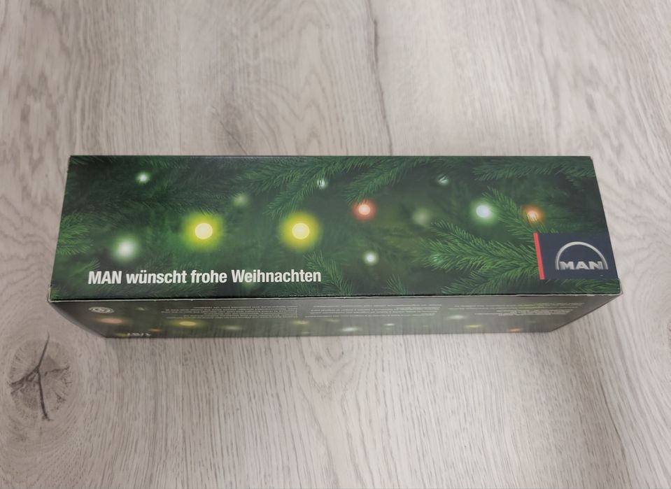 Модель грузовика MAN Weihnachtstruck 2020