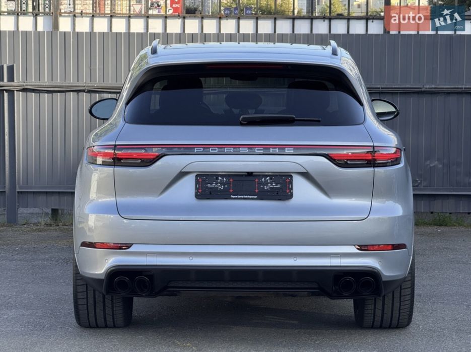 Porsche Cayenne 2020